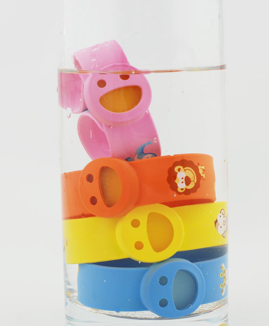 BUGOUT笑臉啪啪圈驅(qū)蚊手環(huán)