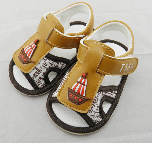 ��ʹ֮�뿨ͨ�냺Ь��ɫ