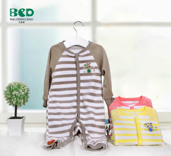 貝茜蒂可愛三只熊有機棉連體爬服