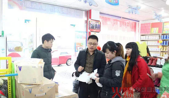 ǧ�˰ّB(t��i)�ۡ�һ��V ��������һ�N��һ��Vϵ���װl(f��)