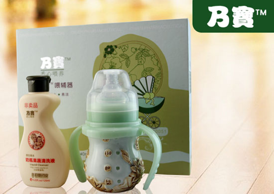  �ˌ������ɋ냺ι�o��