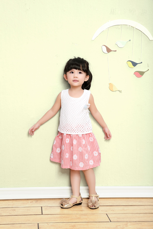 ��С���ͼ{Ů�����ļ���ȹ