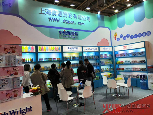 ������ʷ��˹�R�ص�Ʒ�����ྩ��չ ������ζС��ʳ����Ȧ��