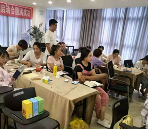  ��ʿؐؐ�I(y��ng)�B(y��ng)Ʒ��Ӗ(x��n)8