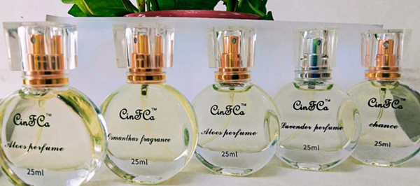香水產(chǎn)品展示4.jpg