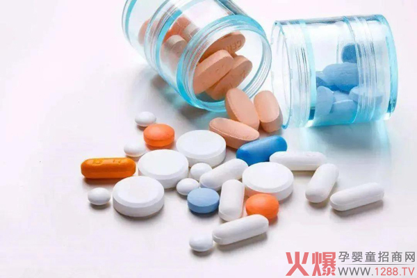 Louver�R���m������؛|�^�꺦�º��ӷeʳ���W(xu��)��(hu��)�@�����p�ɑ�(y��ng)��