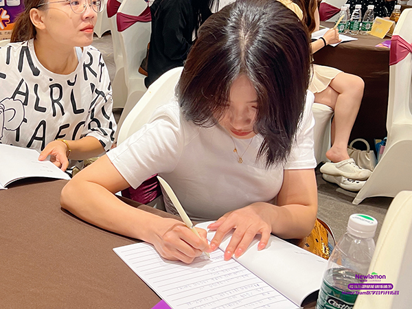 紐樂(lè)曼Honour Team醫(yī)學(xué)營(yíng)養(yǎng)開拓營(yíng)第三期(福建·泉州站)7.jpg 紐樂(lè)曼Honour Team醫(yī)學(xué)營(yíng)養(yǎng)開拓營(yíng)第三期(福建·泉州站)7.jpg