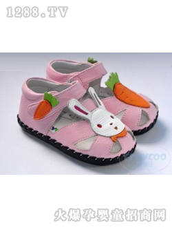 ܽ��ɷ�ɫ��ͨ�냺Ь