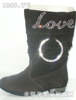 ��ɫ���@��ͯѥ