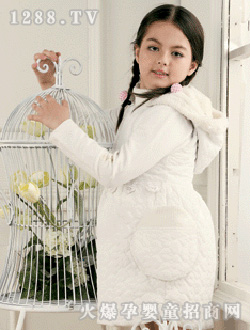 ���ᰬ��Ůͯ���b