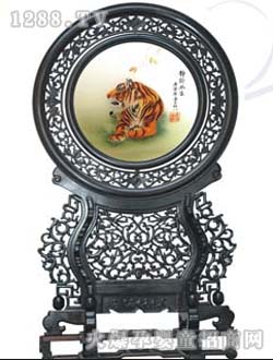 ƤƤ�ჺ̥ë�C�� �L(f��ng)