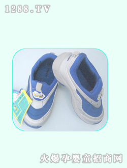 �������{ɫ�\��Ь