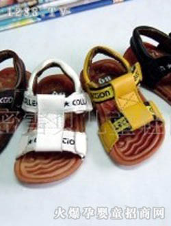 ��ѩ��Сͯ��ƤЬ���O��