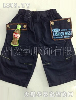 �۠�����ɫ��ѝ