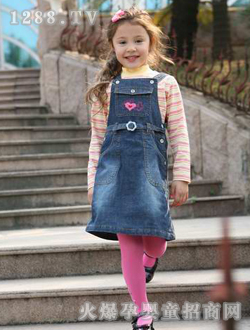 ����С����Ůͯţ��ȹ