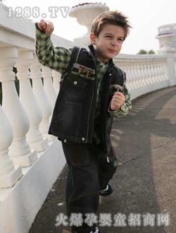 ����С�������eţ�����b