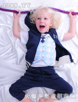 �SСѾ�{(l��n)ɫ���b