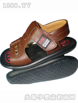 ��؈֮����ɫ�냺Ь