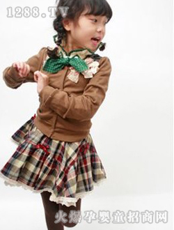 ǧȤ��(hu��)��ɫ���b