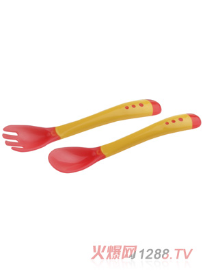 ���ϋ�ͯ�М��ײ�Ӗ(x��n)���M