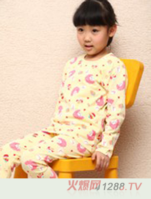 С�����Sɫ���c���^��(n��i)��