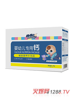 �������׃������}